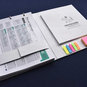 Folder – Kit para curso «Escuela de diálogo, innovación y liderazgo»
